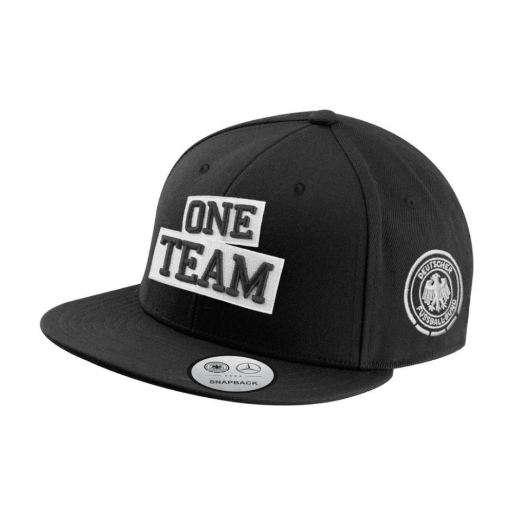 Czapka Mercedes z daszkiem One Team. B66958188