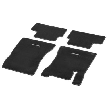 KOMPLET DYWANIKÓW WELUROWYCH MERCEDES-BENZ KLASA A W177