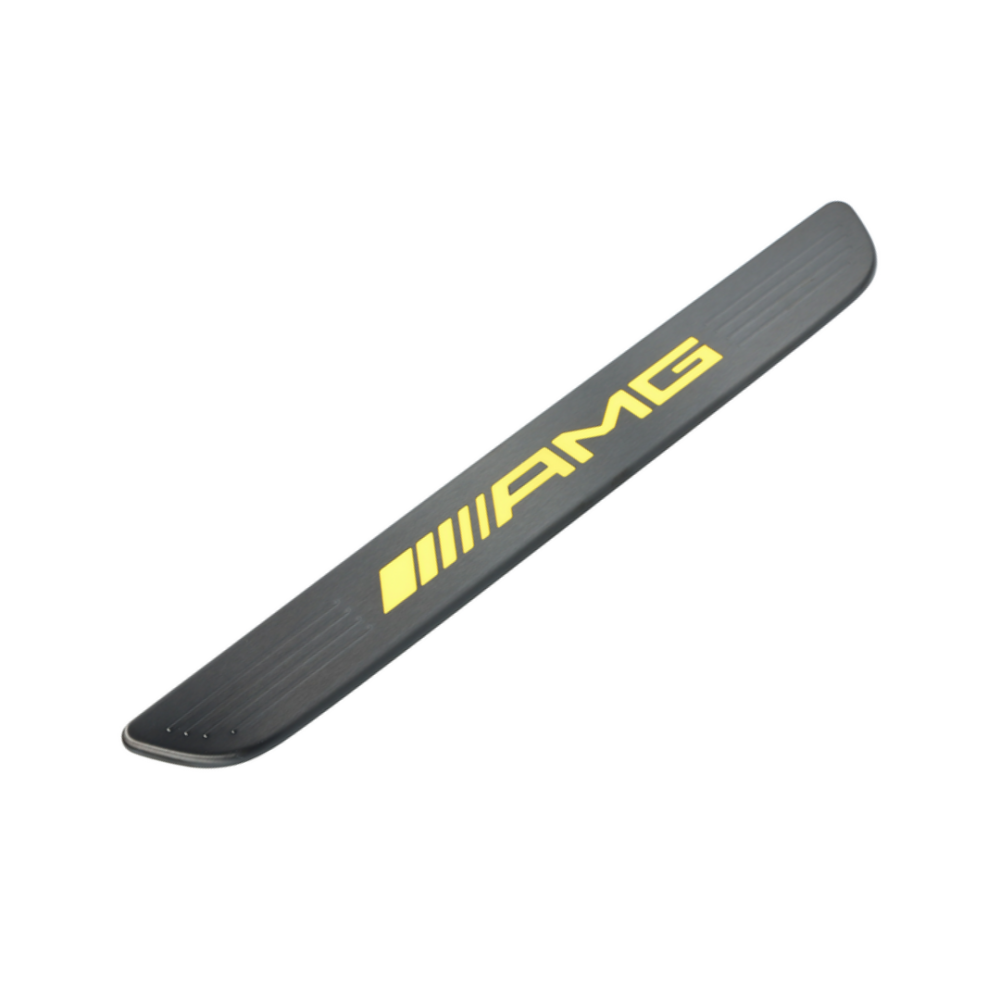 listwa-led-progowa-czarna-z-napisem-AMG-mercedes-A2576805402-cls-amg-gt (1).png