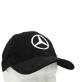 Czarna czapka z daszkiem z gwiazdą Mercedesa.jpg