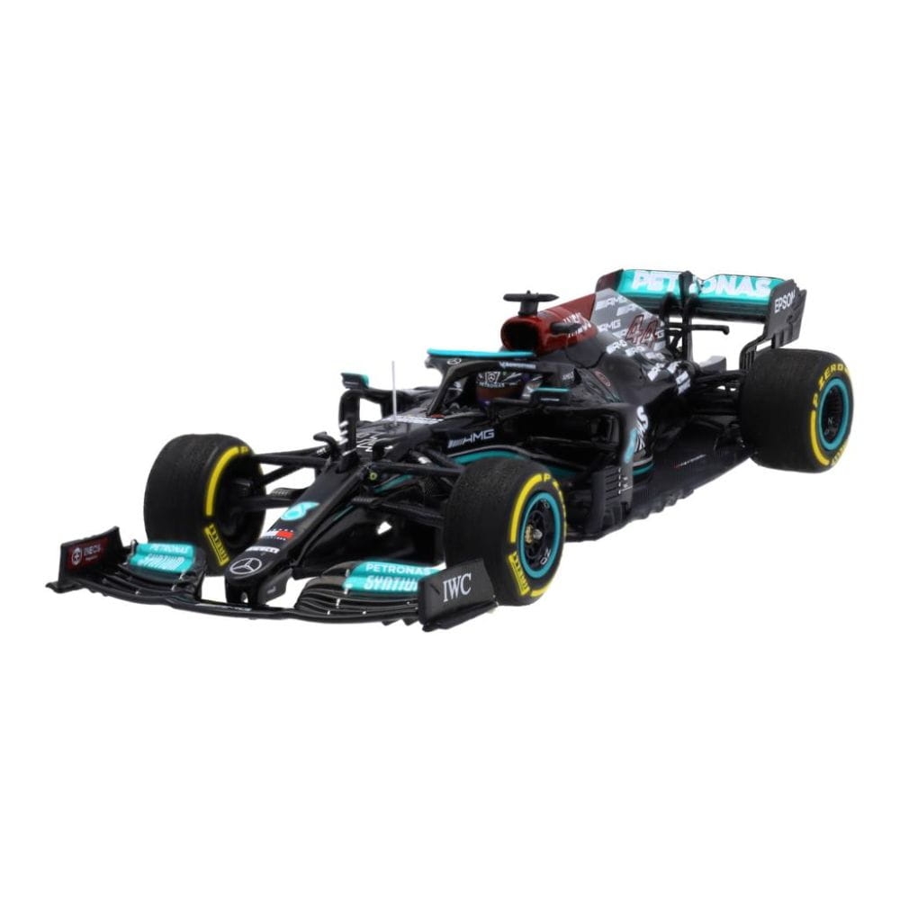 modelik-mercedes-formula-1-w21-e-performance-lewis-hamilton-B66960643