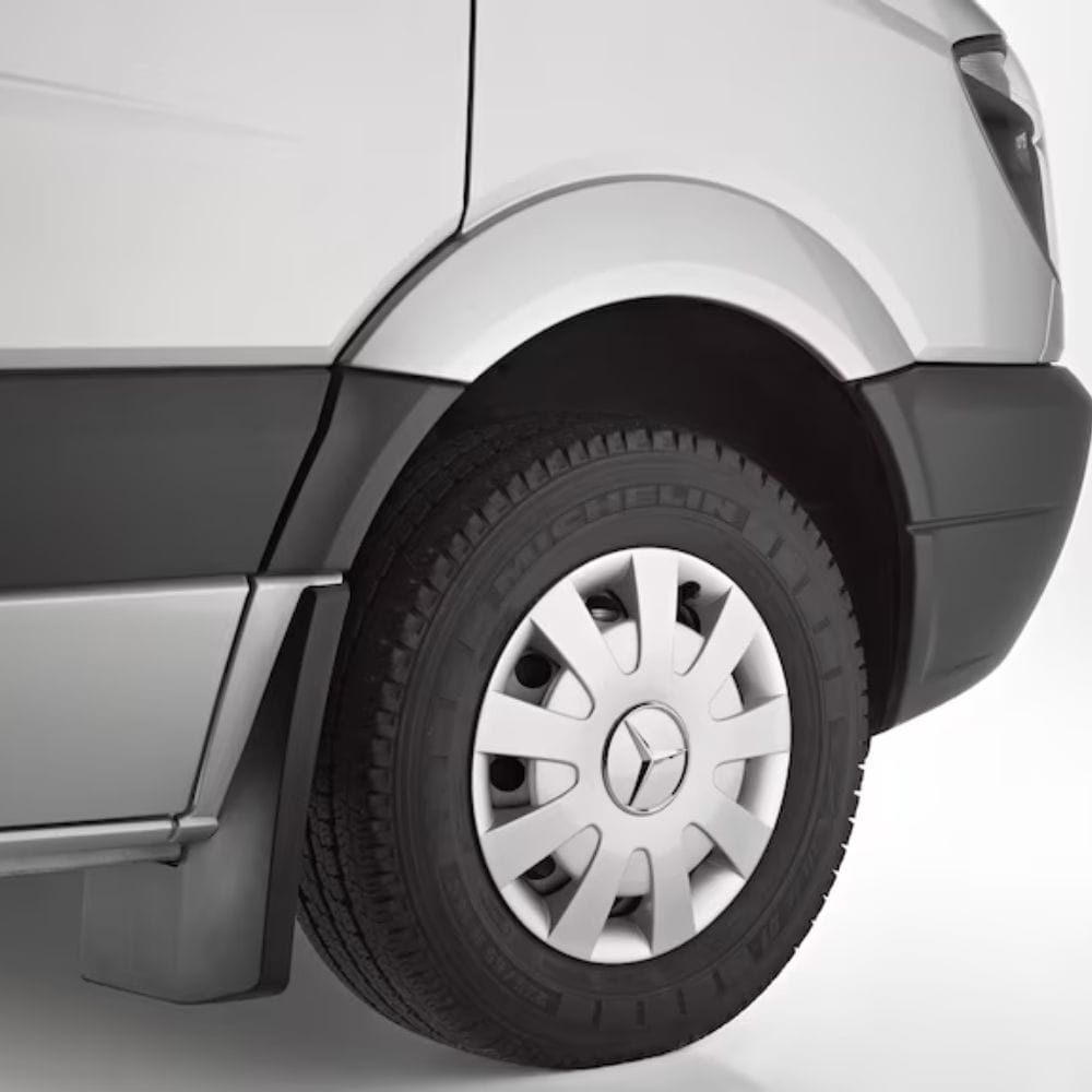 chlapacze-przednie-z-mocowaniem-mercedes-benz-sprinter-A9068820000