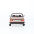 modelik-mercedes-benz-230e-w124-1989-1993-sedan-B66040697