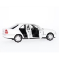 modelik-mercedes-benz-w202-c200-otwierane-drzwi-B66040703