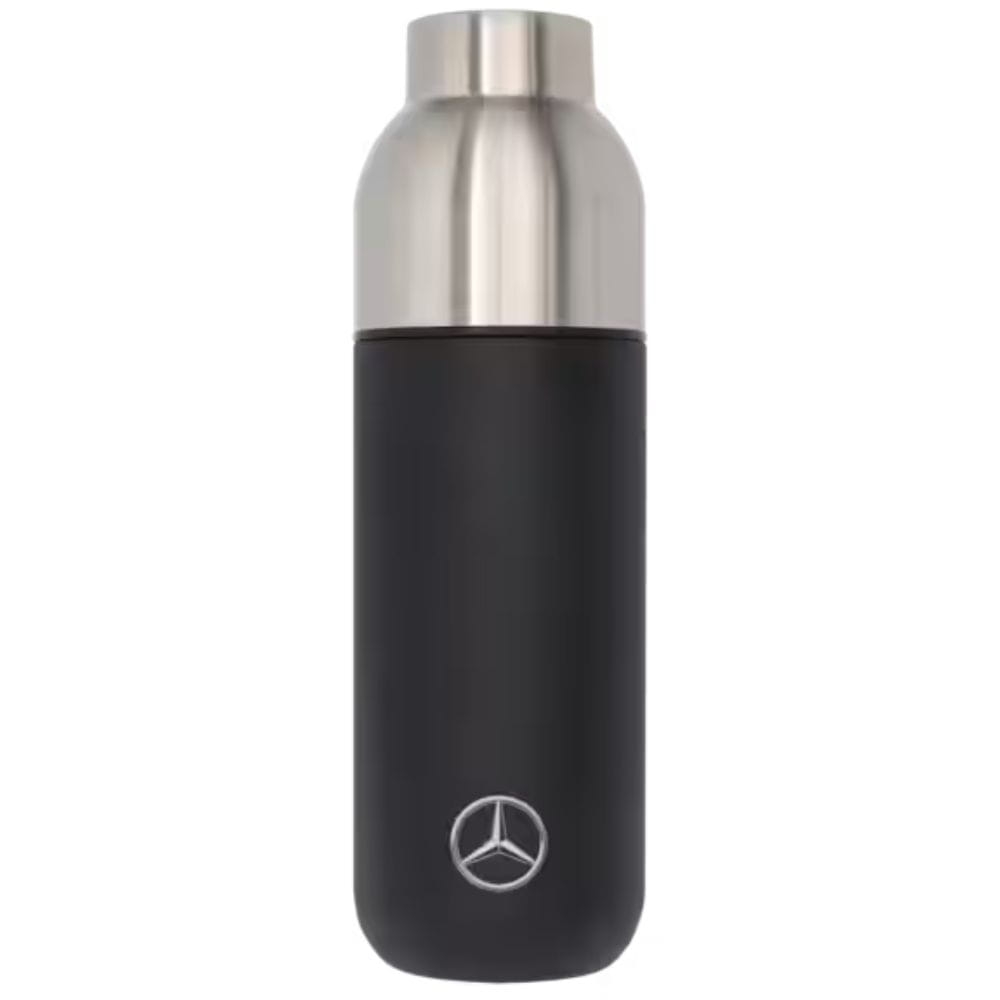 izolowana-butelka-na-wodę-mercedes-benz-B66959825