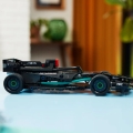 model-lego-technic-mercedes-amg-f1-w14-pull-back-LEGO42165