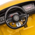 AUTO-NA-AKUMULATOR-MERCEDES-AMG-SL63-ŻÓŁTY-LAKIEROWANY-Q16878