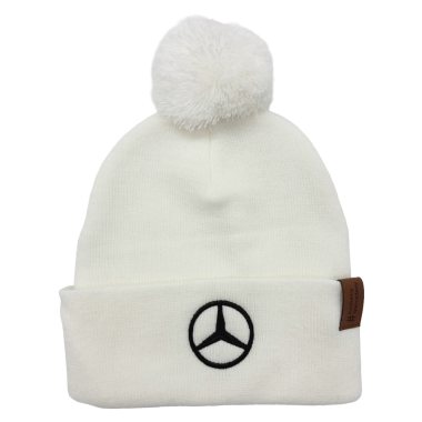 CZAPKA ZIMOWA MERCEDES BIAŁA Z POMPONEM