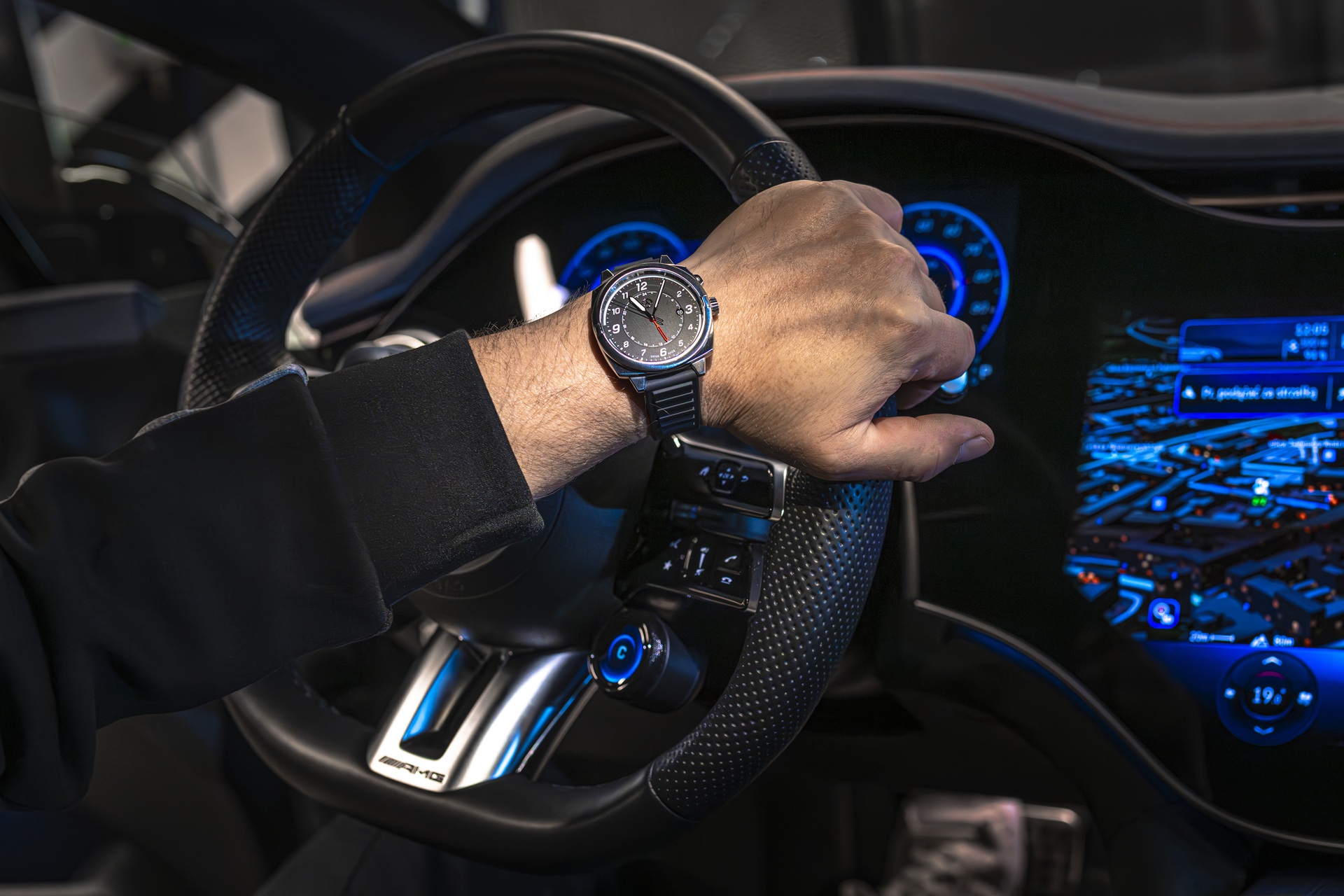 Co kupić tacie, który kocha auta? Gadżety i akcesoria Mercedes-Benz na prezent