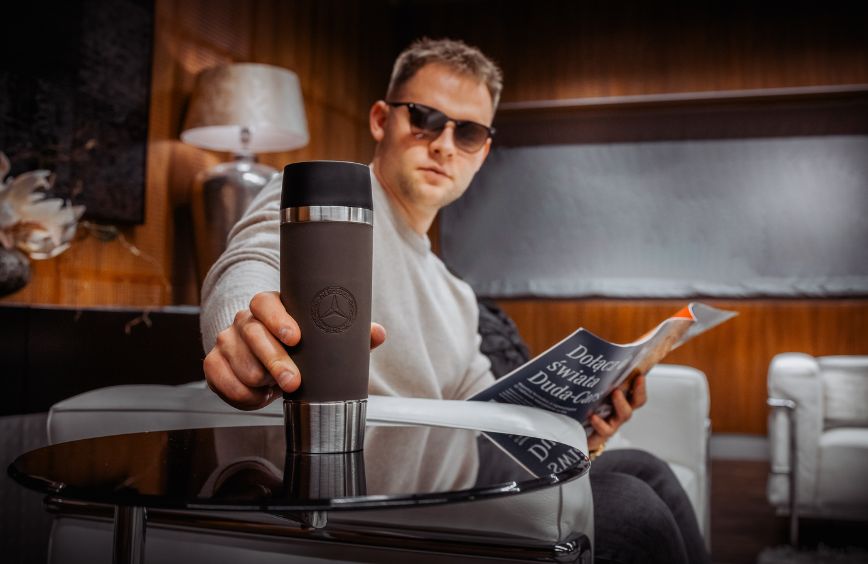 Niezbędne akcesoria na długie trasy samochodem